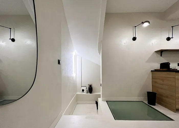 Superb Palais Royal Louvre Museum Free Netflix Apartment *