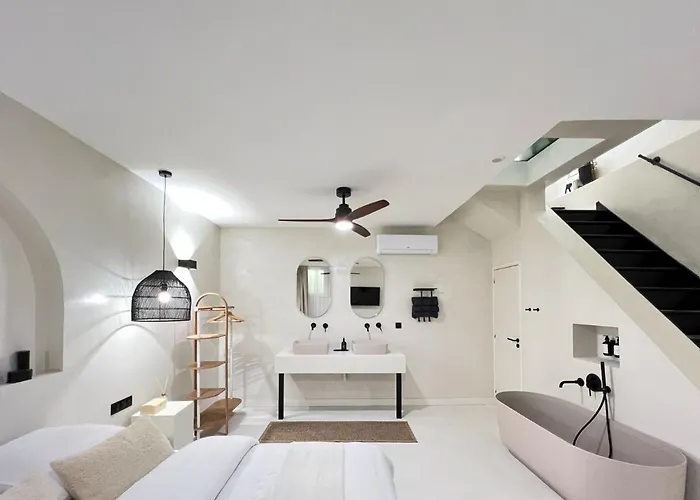 Superb Palais Royal Louvre Museum Free Netflix Apartment *